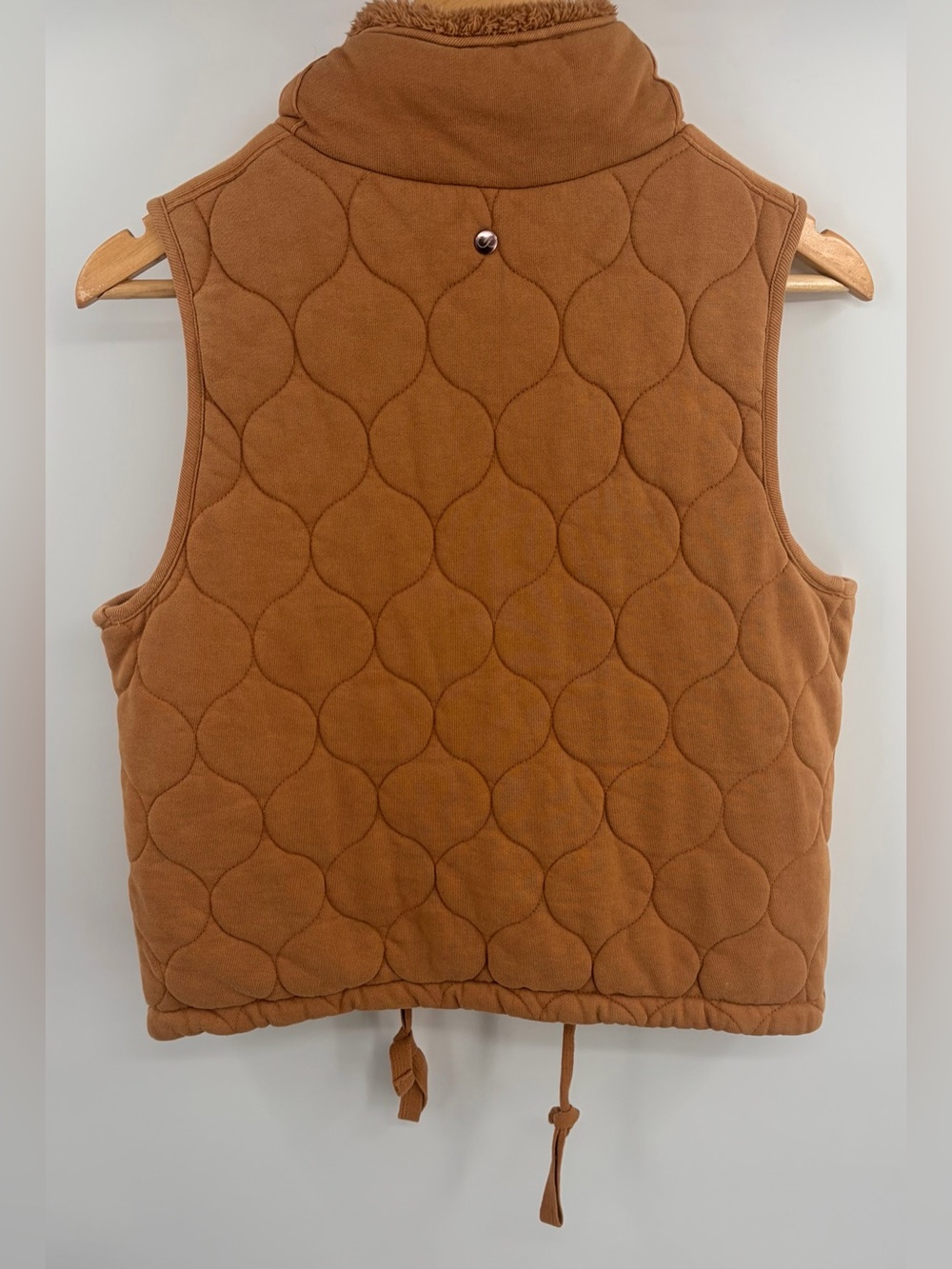 Calia quilted full zip snap front vest camel tan women’s S cozy chic - Picture 6 of 7